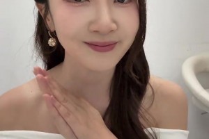 美女主播裴优：刚看了直播吧数据 8年将会产生8支不同冠军队！